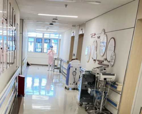 国内地下供卵中心,去中山市博爱医院做人工授精费用准备1万元够不够用？